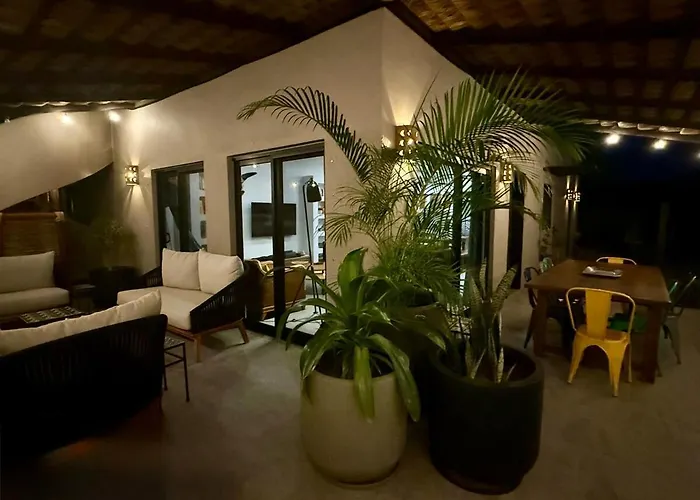 Baja Luxury With Pool, Sauna, Private Oasis